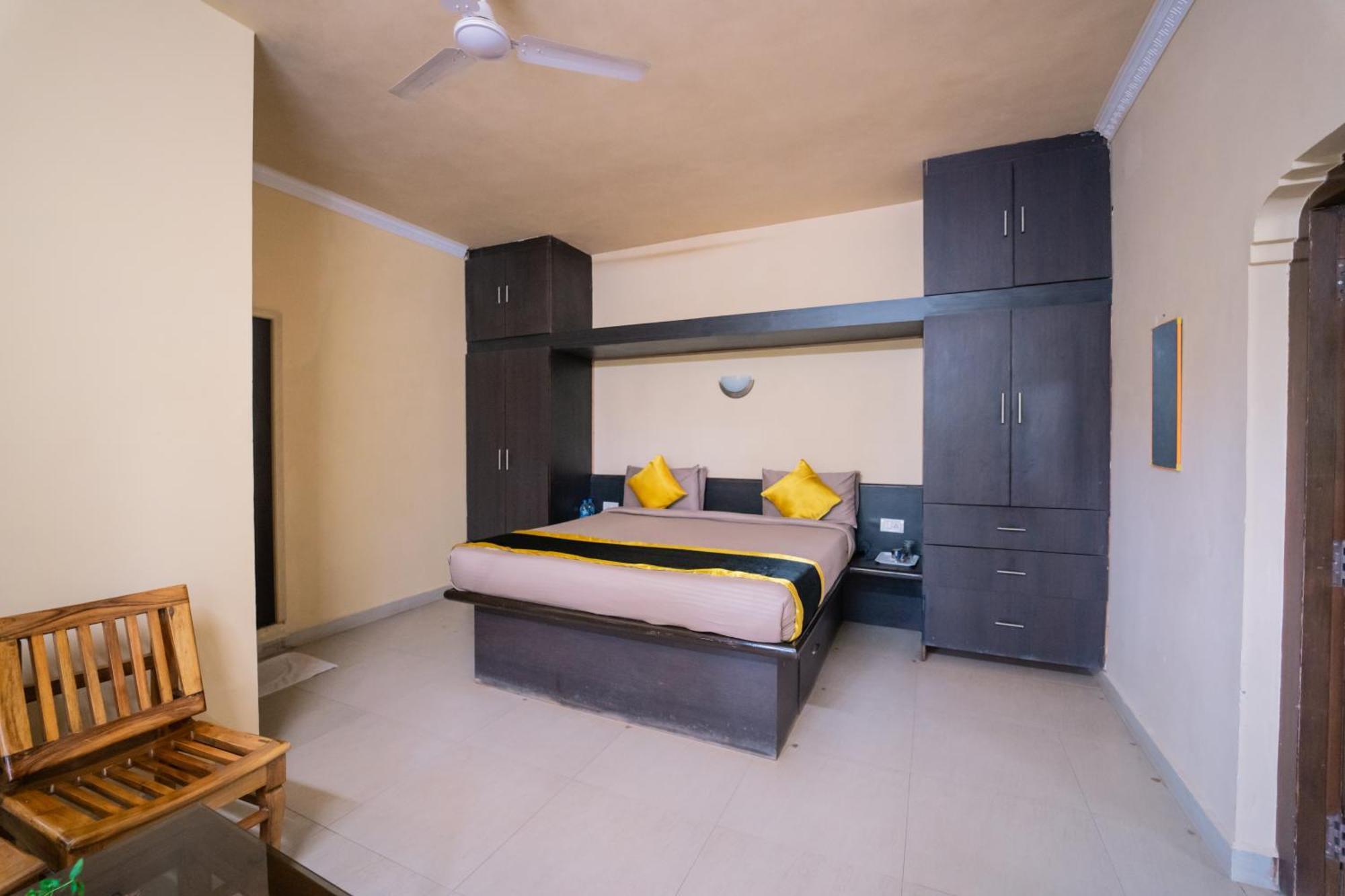 Kingmaker'S Plantation With River Stream Madikeri Exterior photo